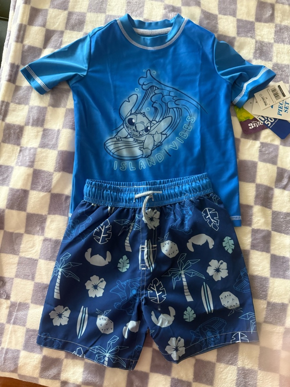 Disney Stitch  'Island Vibes' Boys Rash Guard Swim Set  Sz. 4T 💙🌊